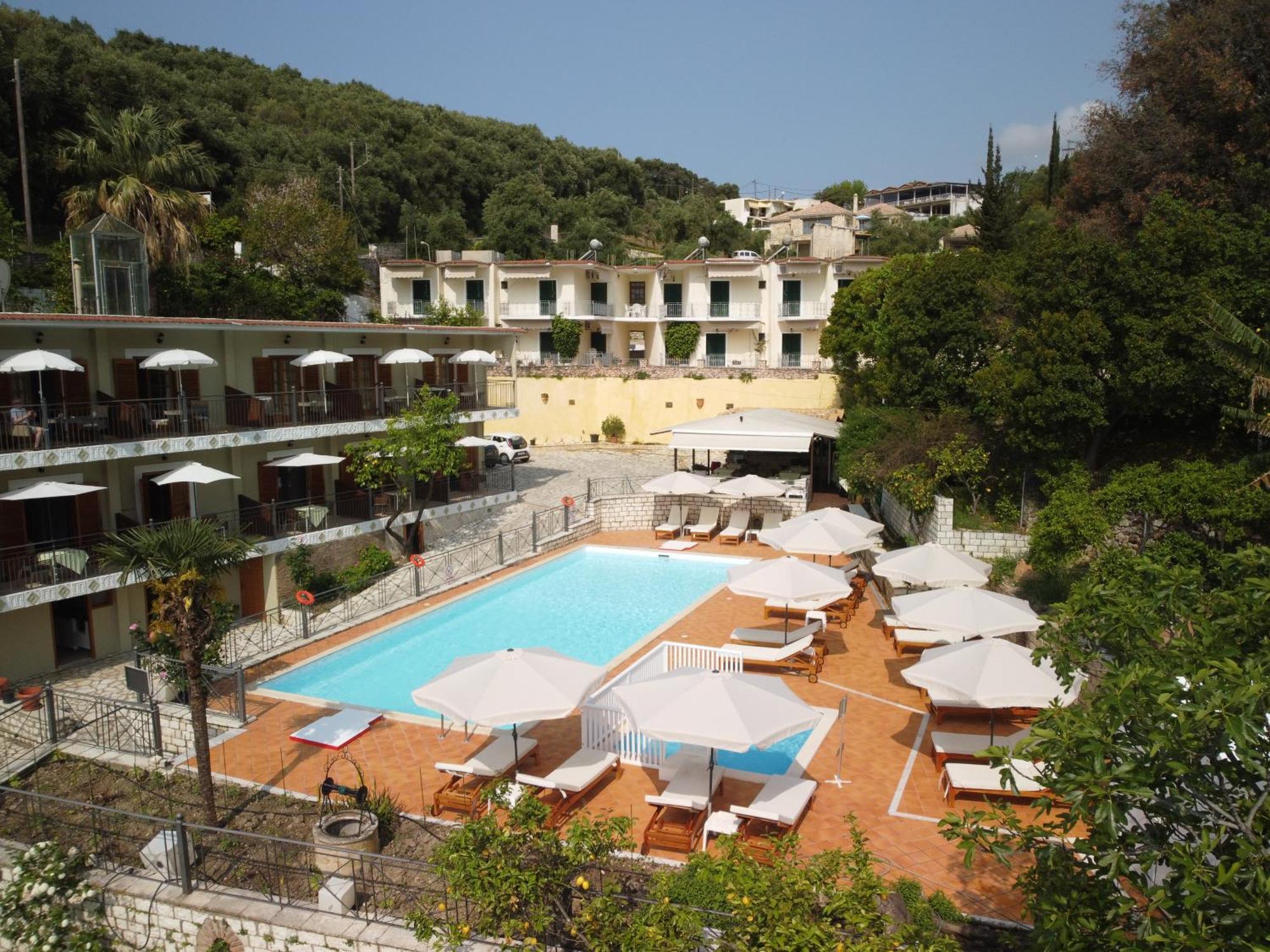 Bella Vista Hotel Studios & Apartments Parga Dış mekan fotoğraf